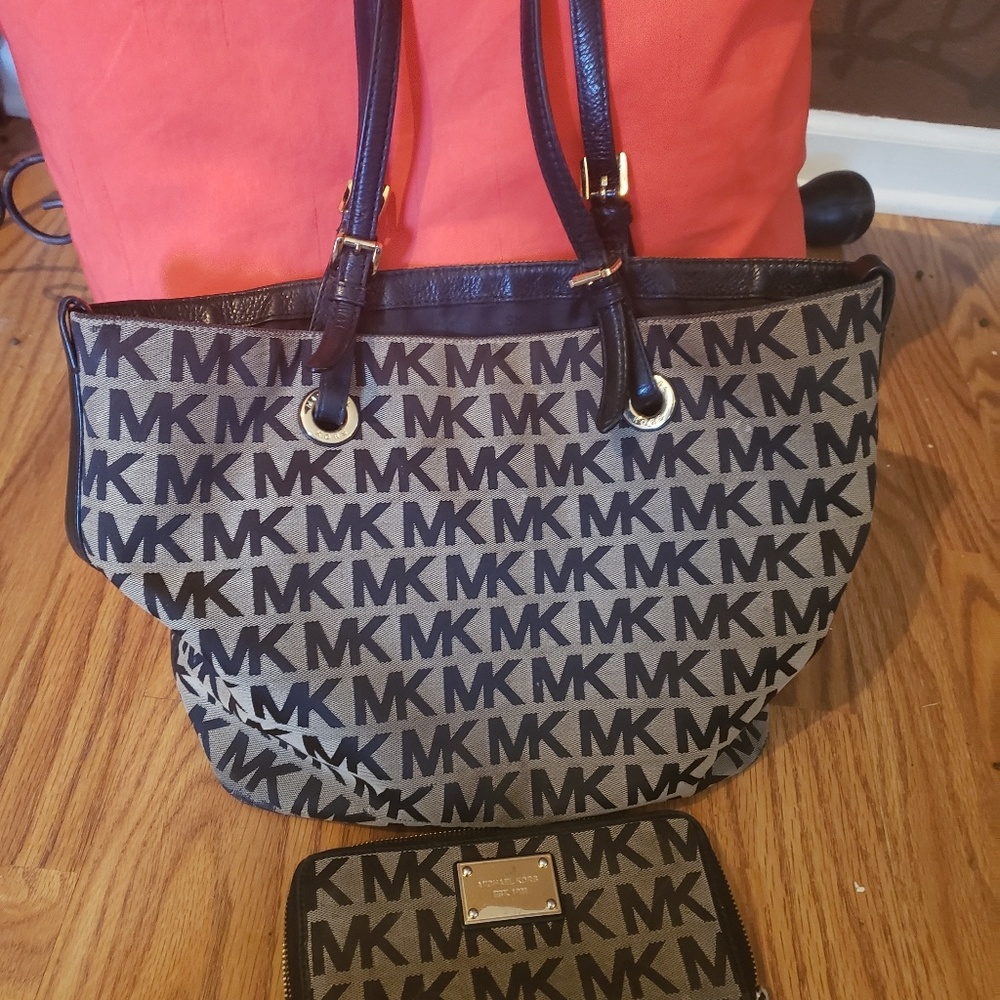 MK